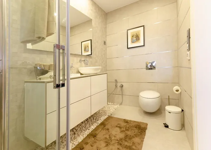 Marques De Pombal Prime By Homing * Lisboa