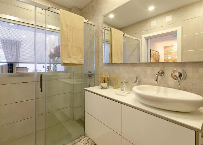 Marques De Pombal Prime By Homing * Lisboa